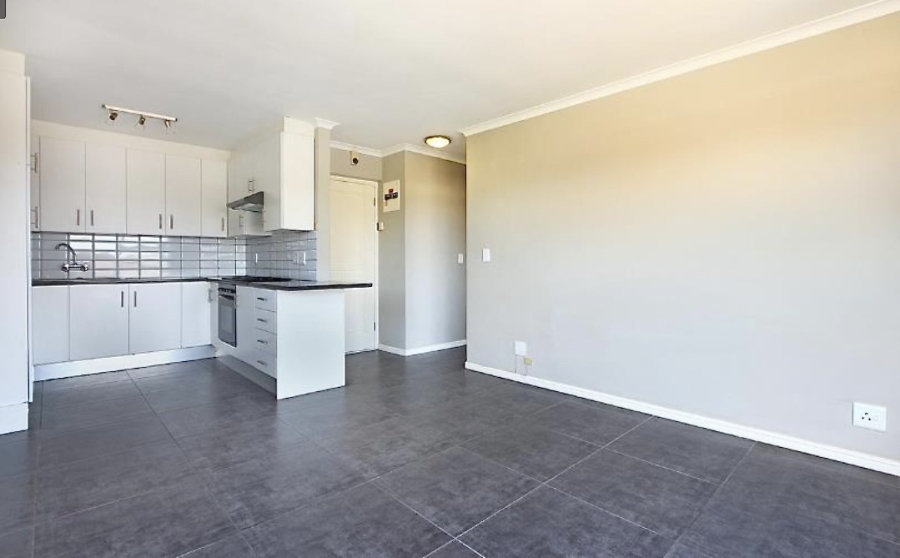 1 Bedroom Property for Sale in Table View Western Cape